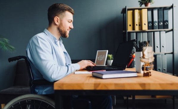 УТОЧНЕН ПОРЯДОК ТРУДОУСТРОЙСТВА ЛЮДЕЙ С ИНВАЛИДНОСТЬЮ